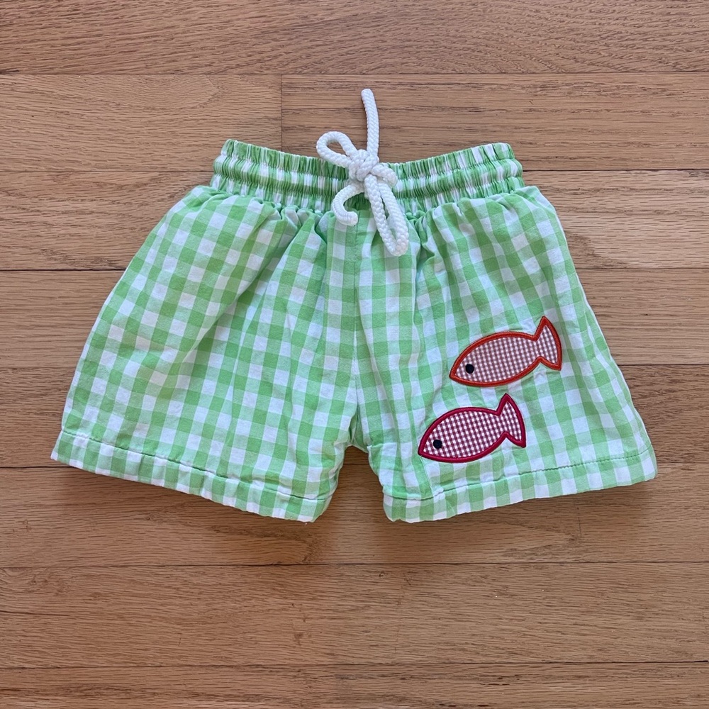 THE SMOCKING PLACE EUC Gingham Embroidered Appliqué Fish Swim Trunks